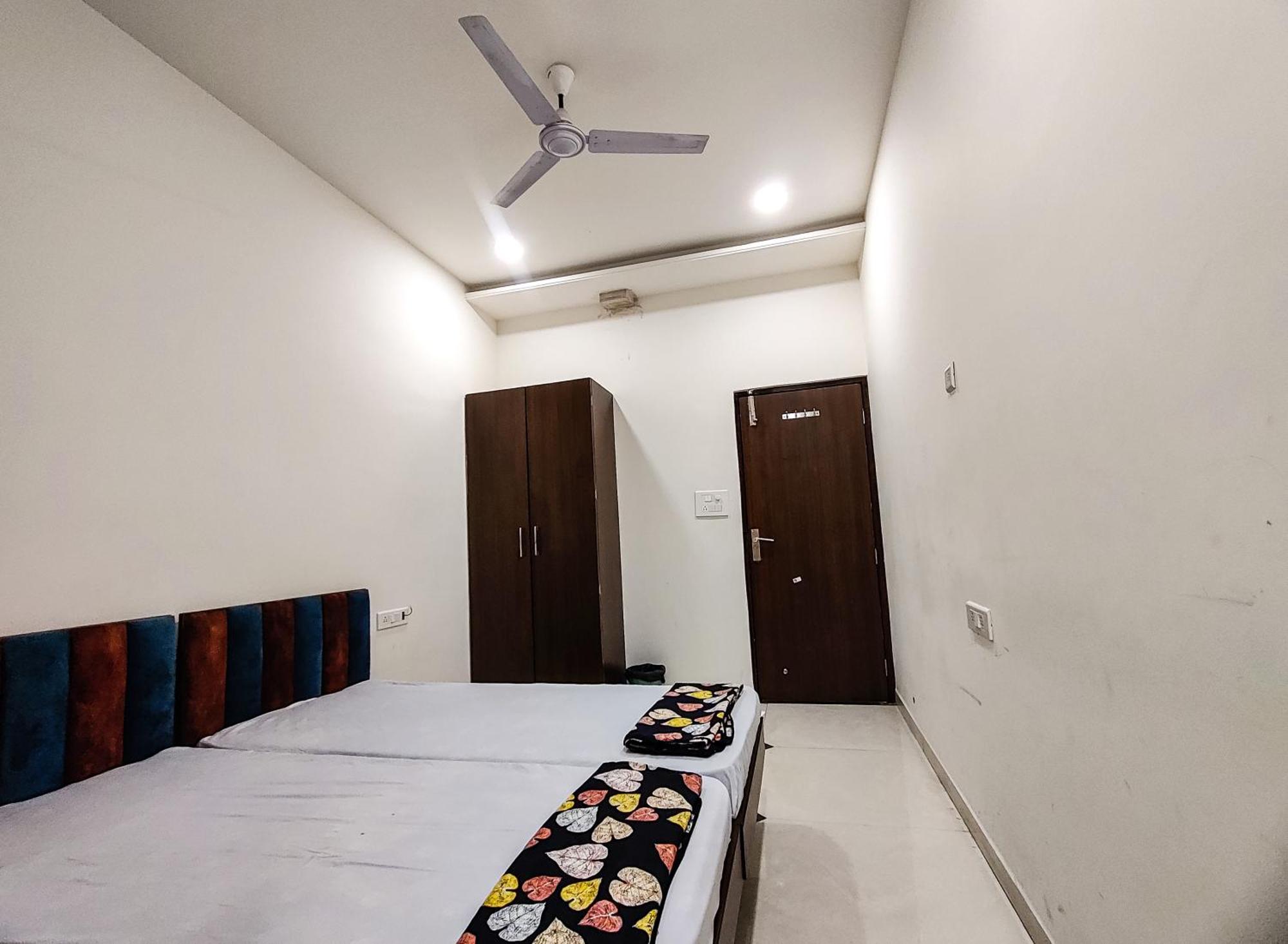 Basera Ac Dormitory & Rooms Nagpur Exterior foto