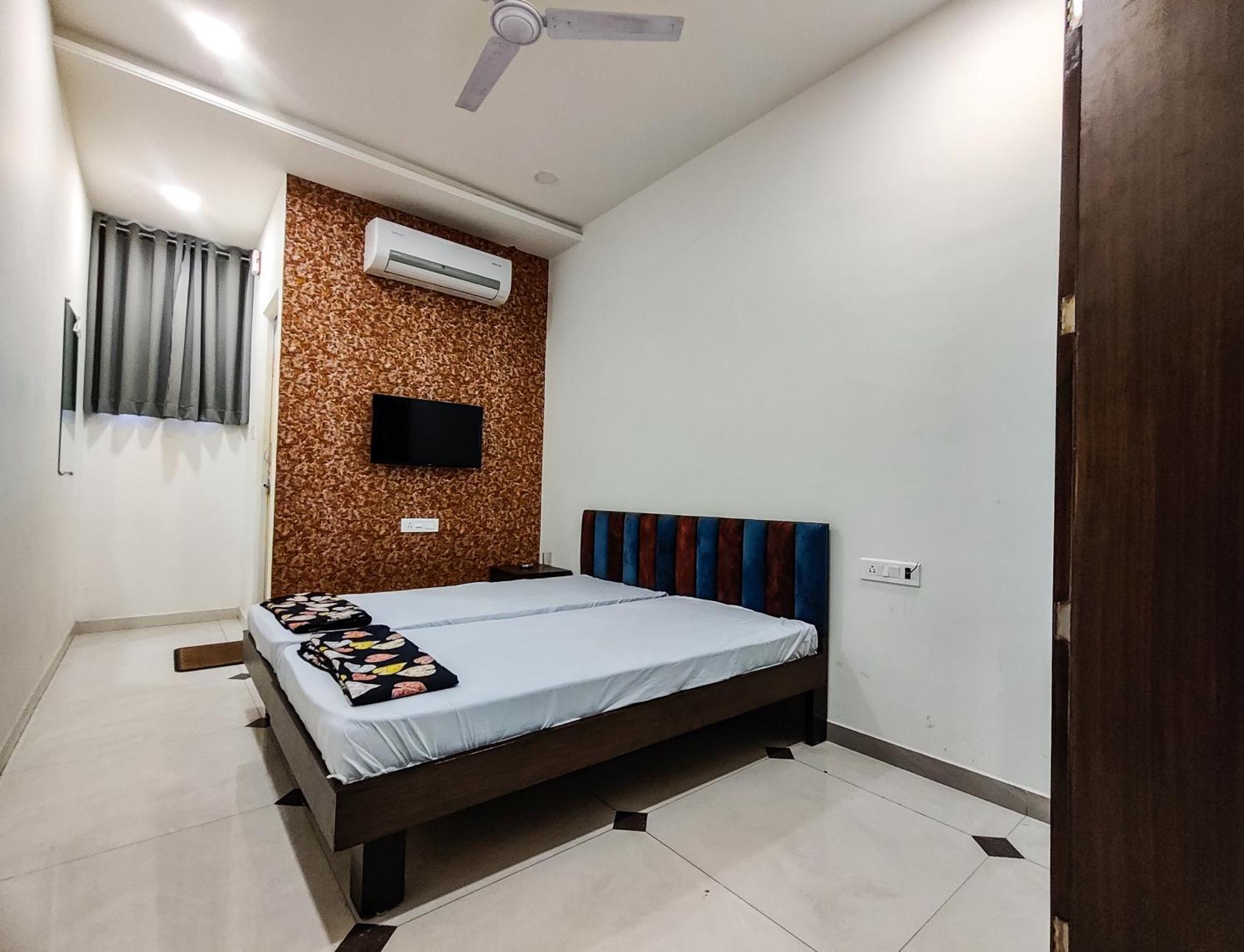 Basera Ac Dormitory & Rooms Nagpur Exterior foto